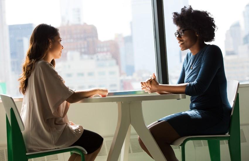 Advice card Internship Exit Interviews: A Guide to Answering Common